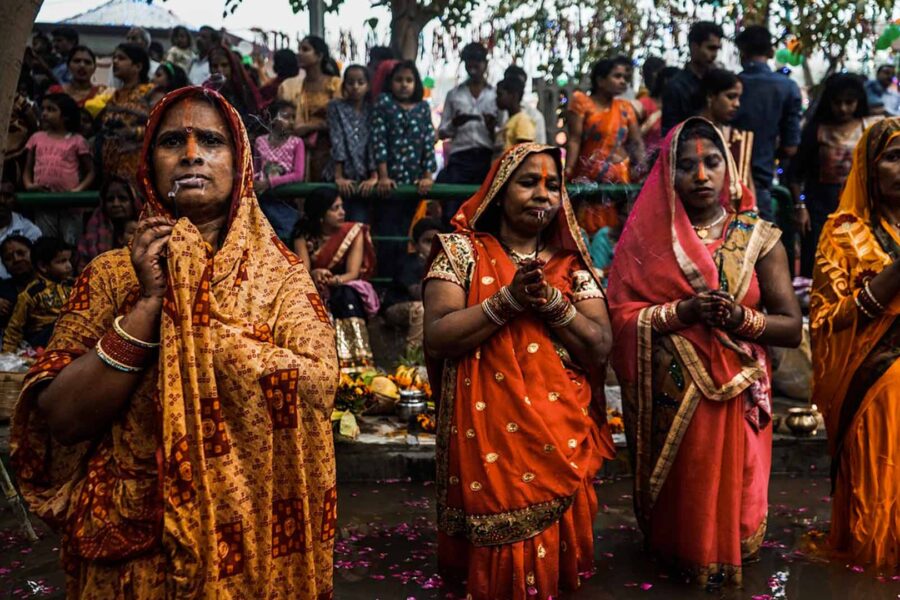 Al Kumbha Mela, tanta devozione e una strage per la calca